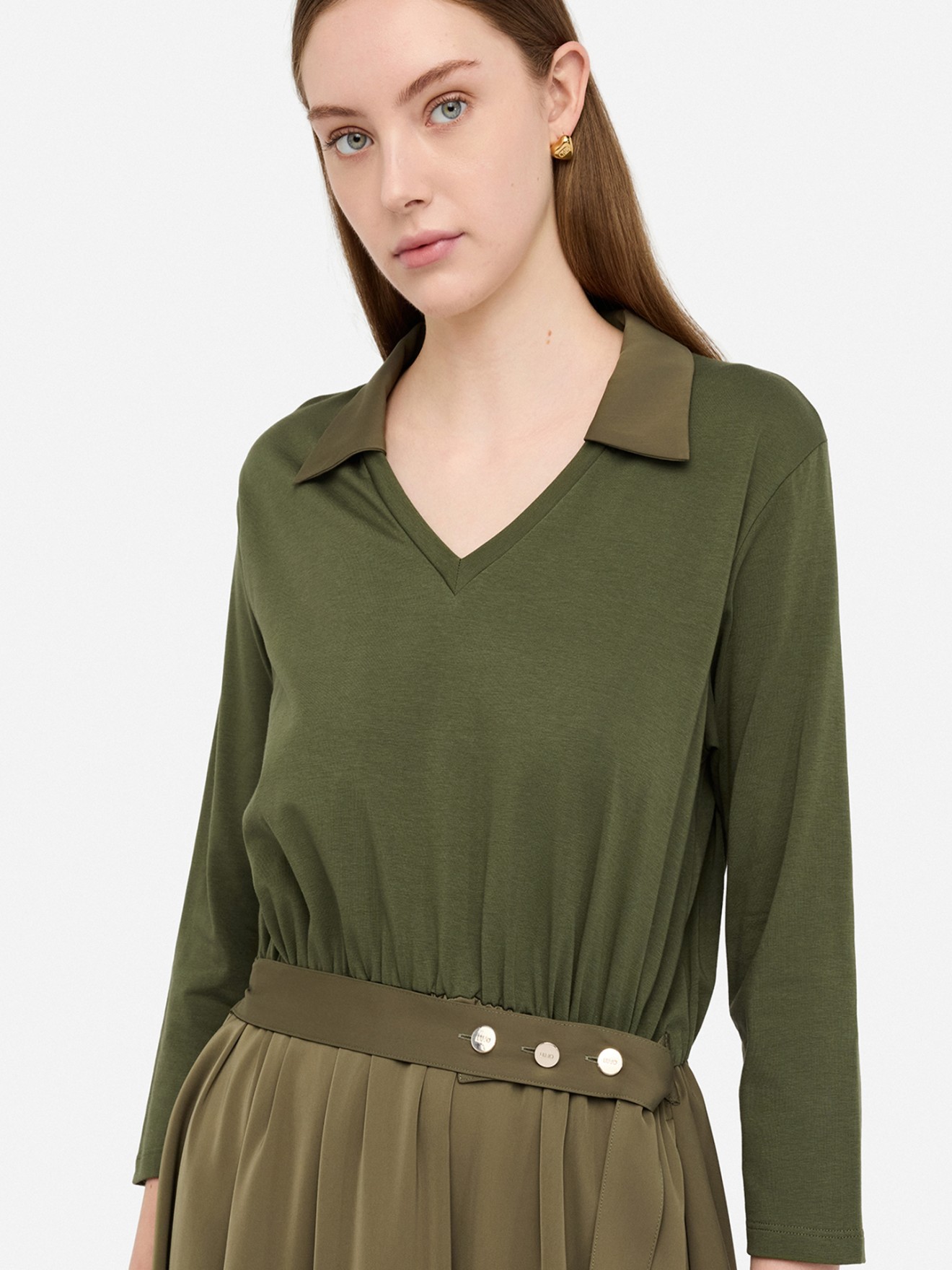 Vestido Midi com Decote em V