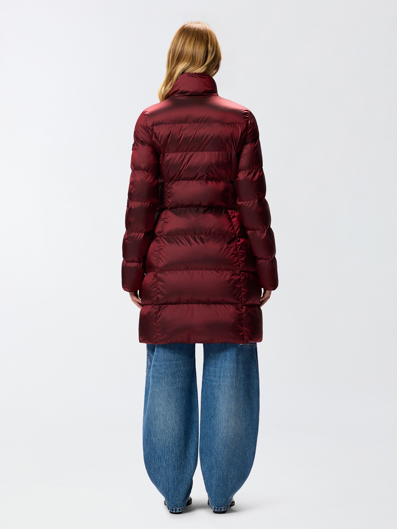 Parka Comprida Acolchoada com Gola Alta