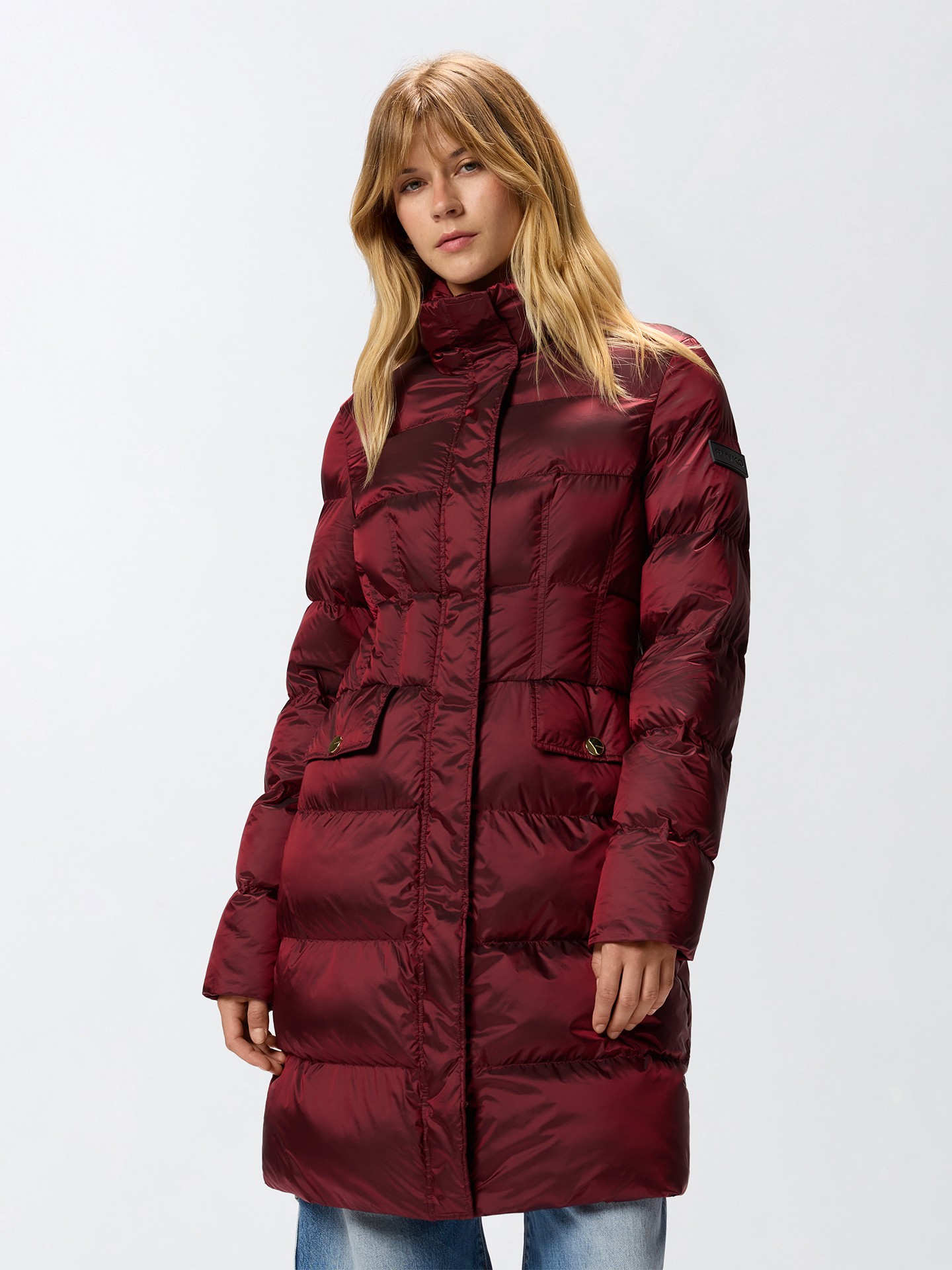 Parka Comprida Acolchoada com Gola Alta