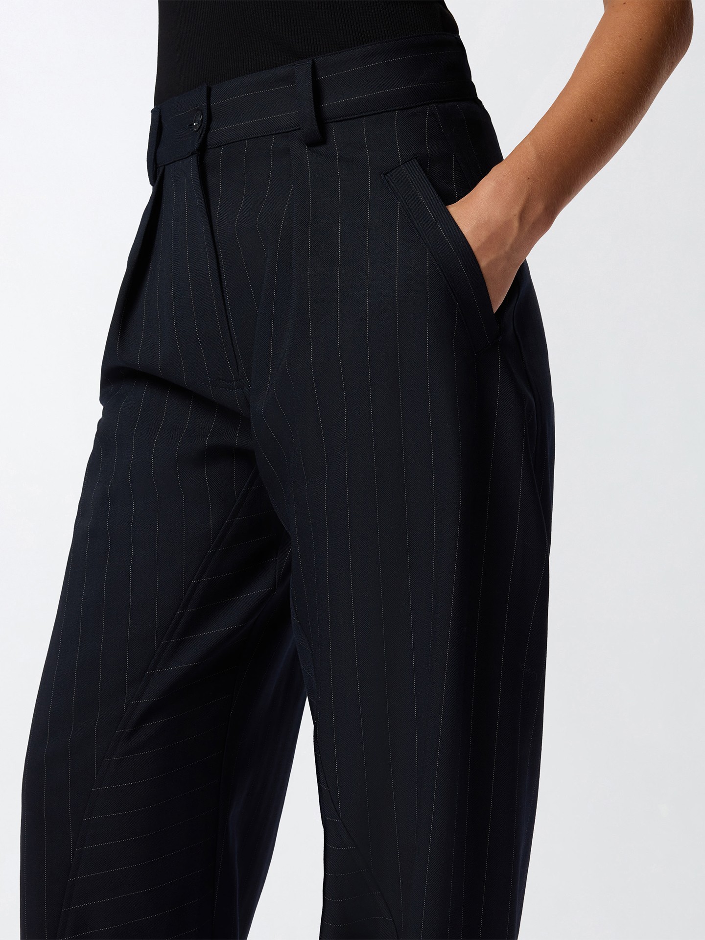 Calça de Alfaiataria Balloon Fit