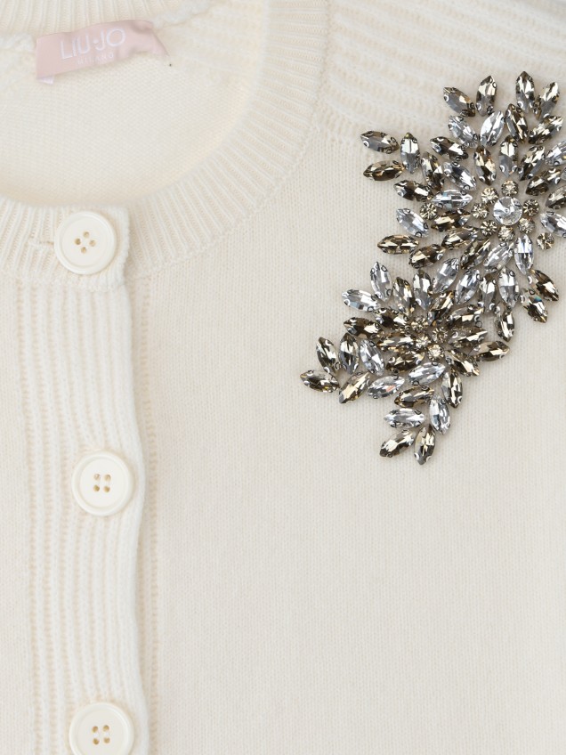 Casaco de Lã com Bordado de Joias