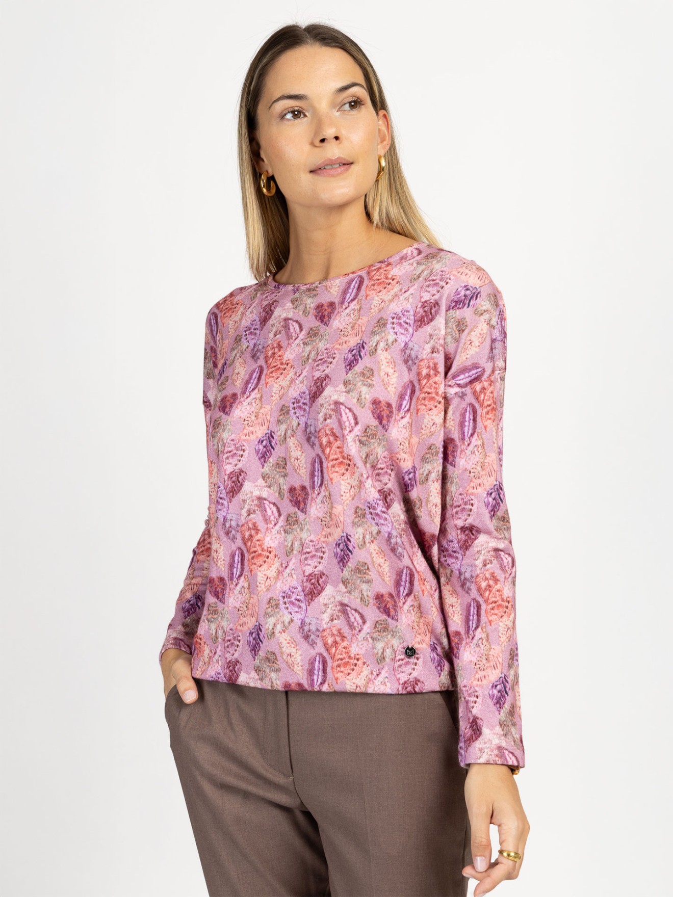 Blusa com Padrão de Folhas