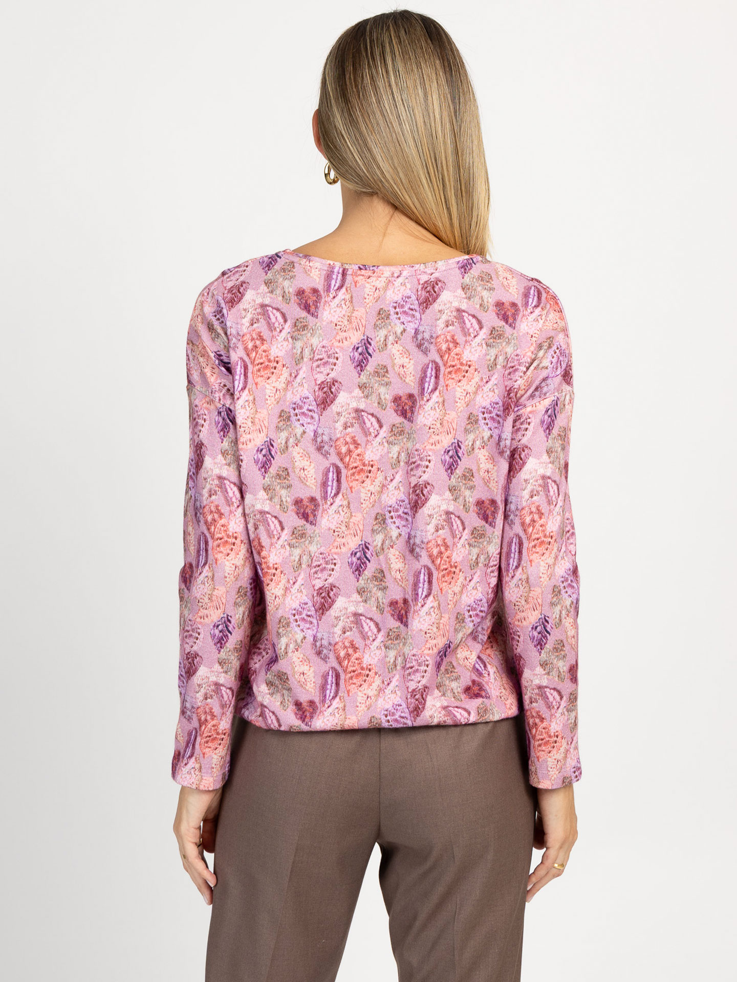 Blusa com Padrão de Folhas