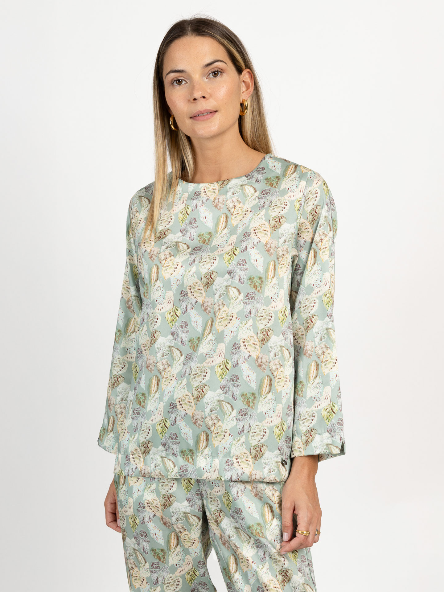 Blusa com Padrão Floral