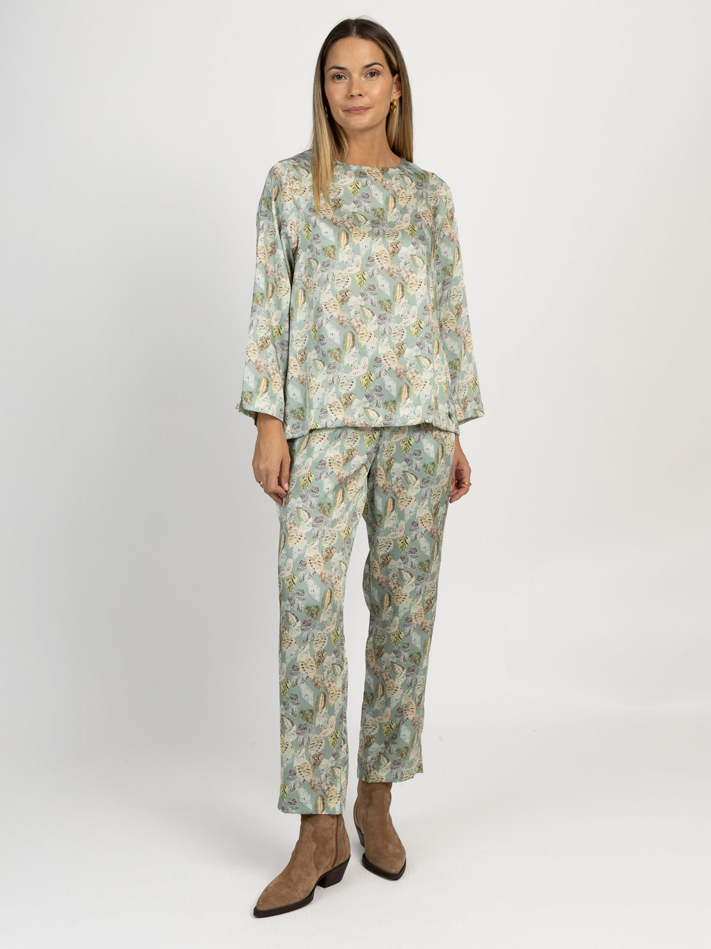 Calças com Padrão e Cintura Elástica