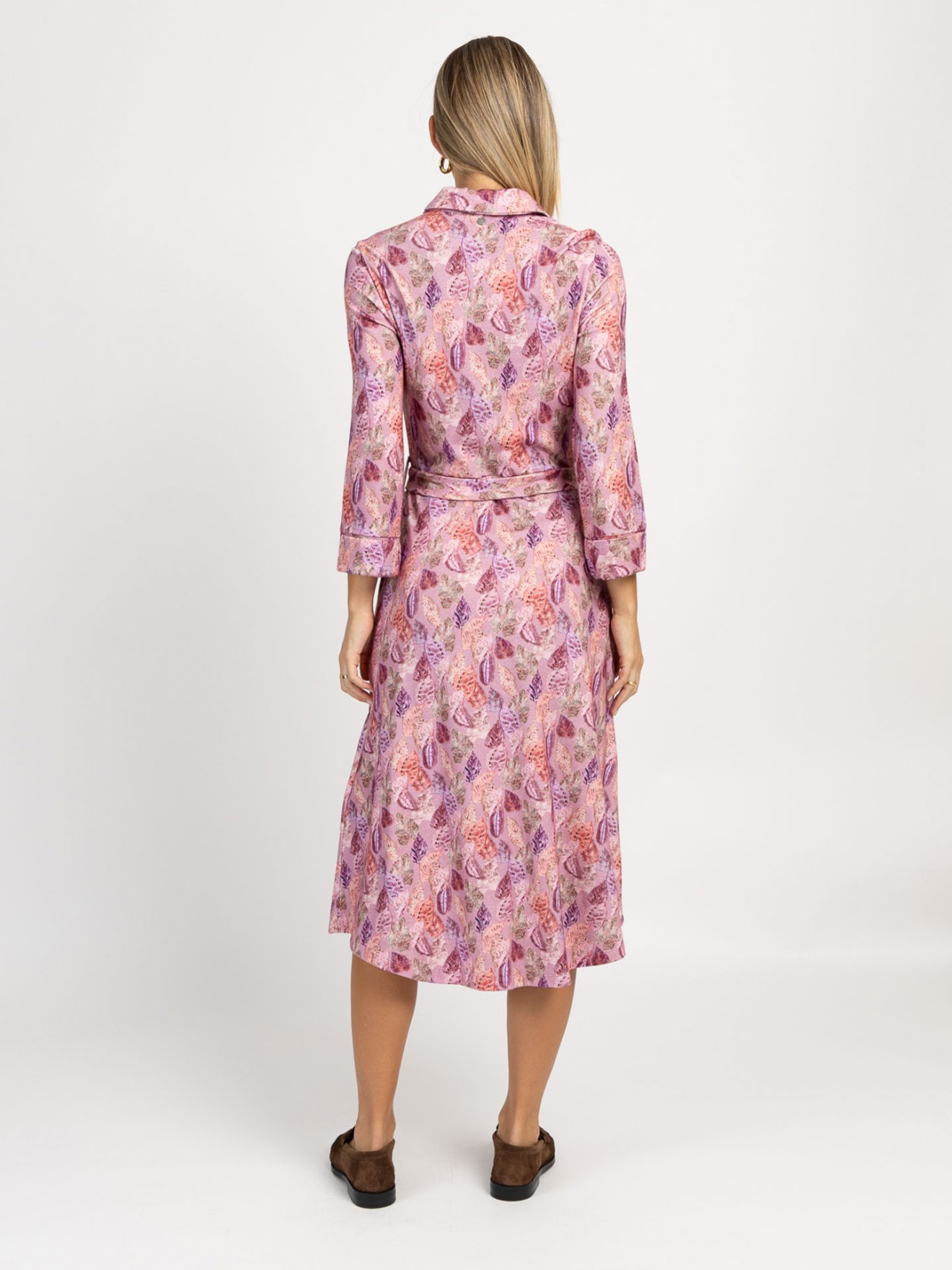 Vestido Camiseiro Padro de Folhas