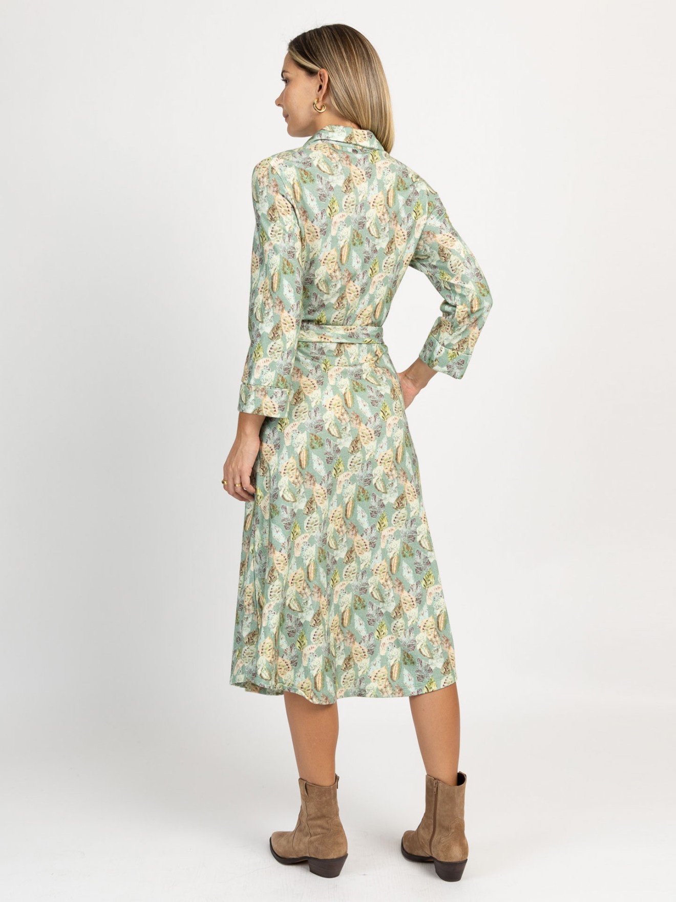 Vestido Camiseiro Padro de Folhas