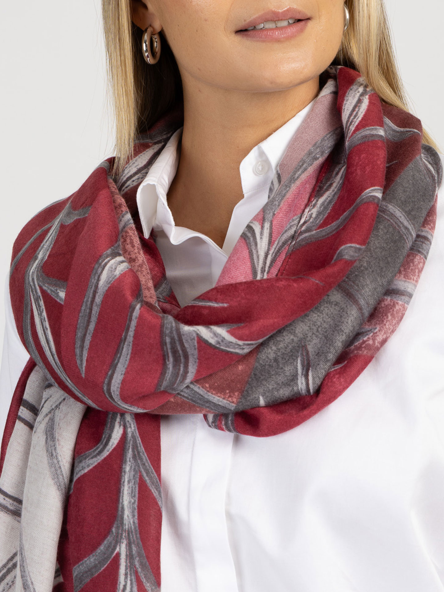 Echarpe com Padrão de Folhas