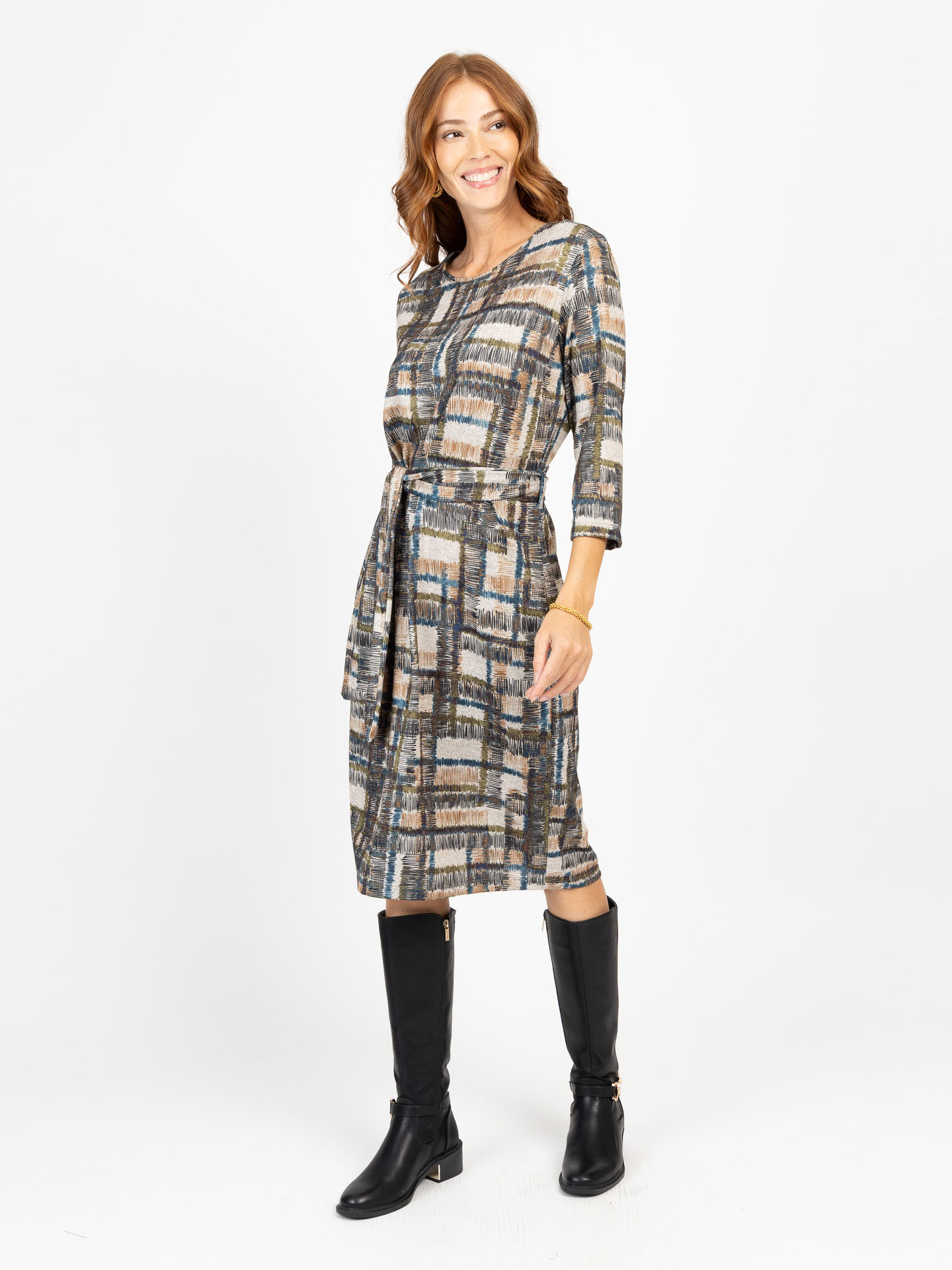 Vestido Midi com Padrão Xadrez Abstrato