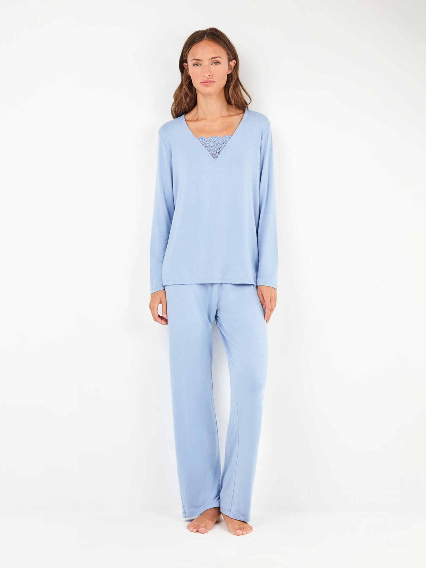 Pijama com Detalhe de Renda