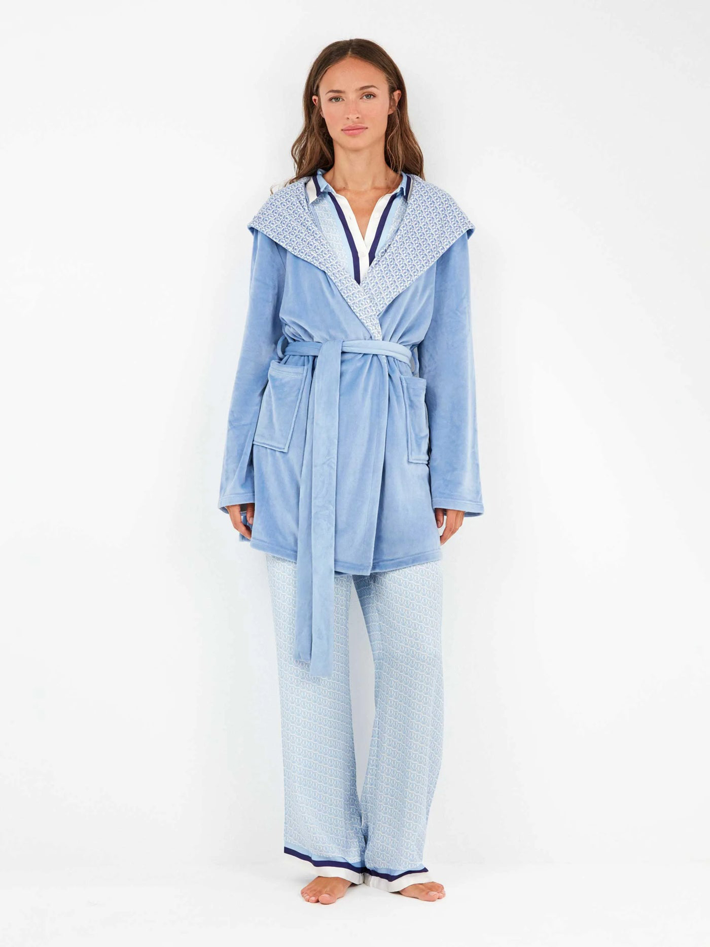 Roupão Curto Polar com Capuz