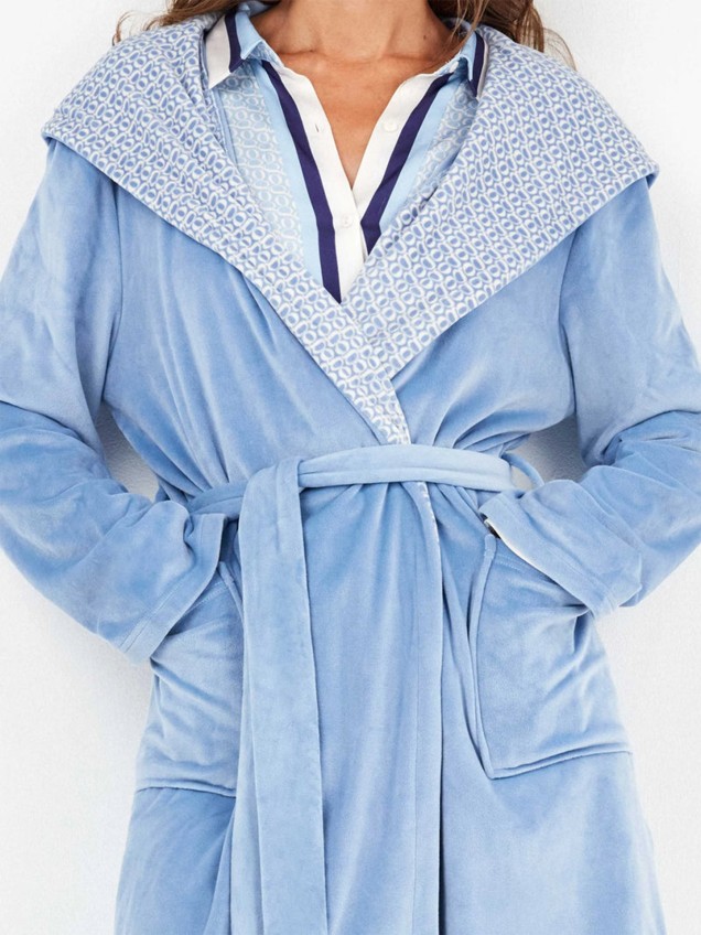 Roupão Curto Polar com Capuz