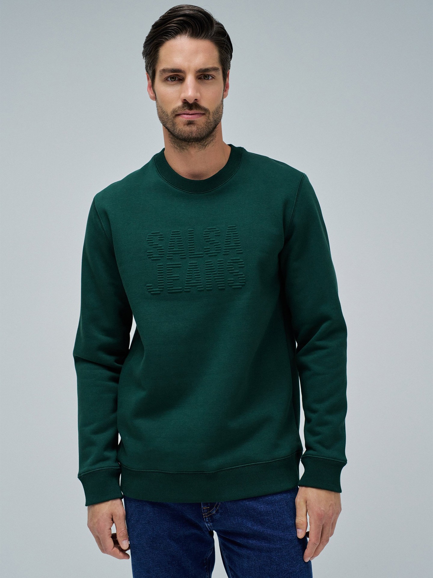 Sweatshirt com Logo em Relevo