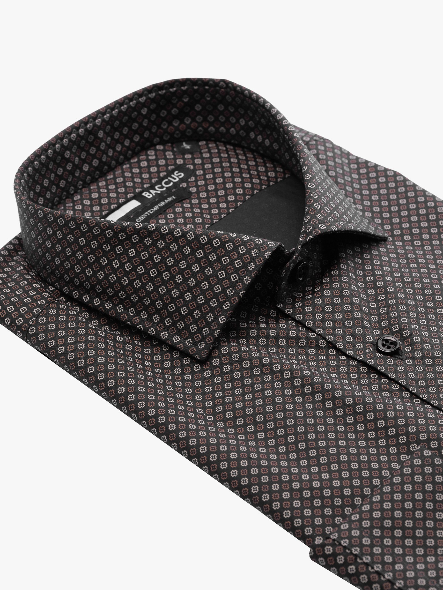 Camisa com Padrão Geométrico