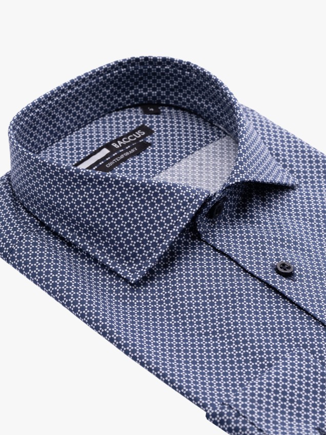 Camisa com Padrão Geométrico