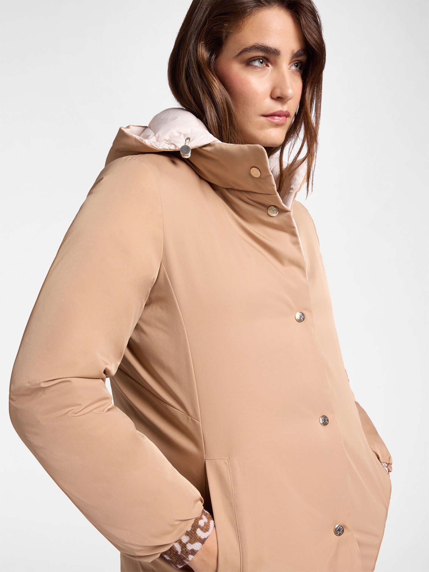 Parka Acolchoada com Capuz