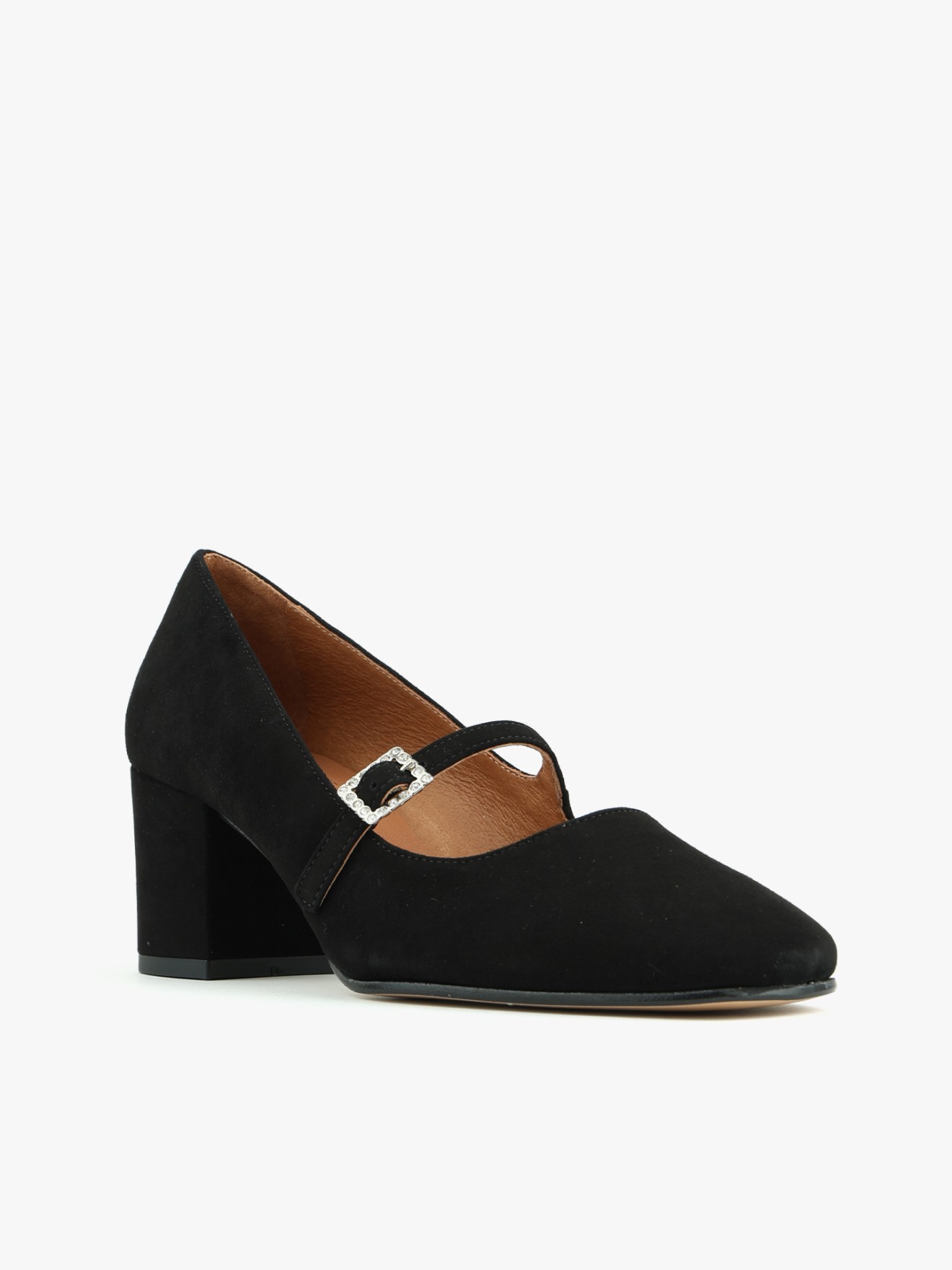 Sapatos em Camura com Salto Bloco