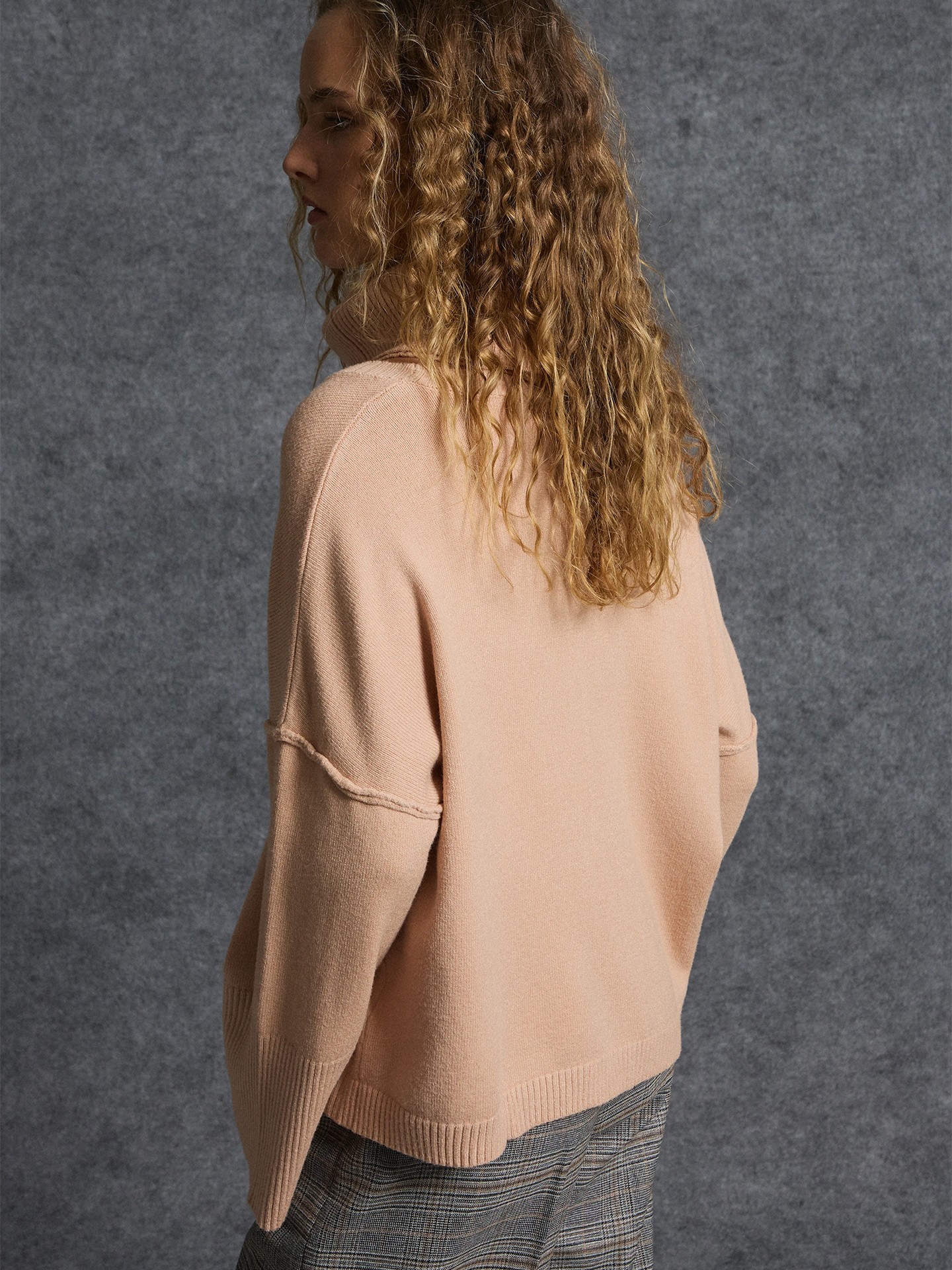 Camisola de Malha com Gola Removível