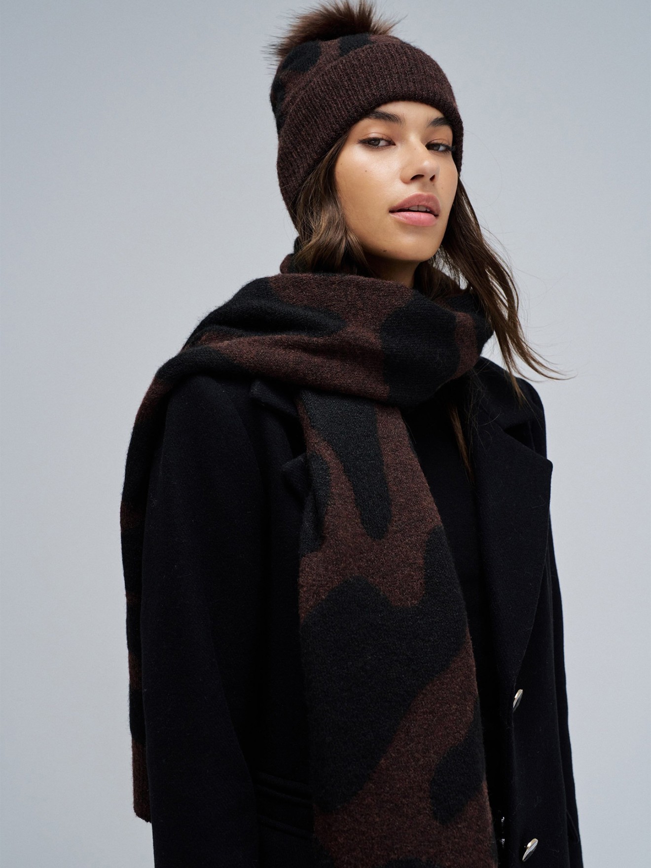 Cachecol com Padro Animal Print