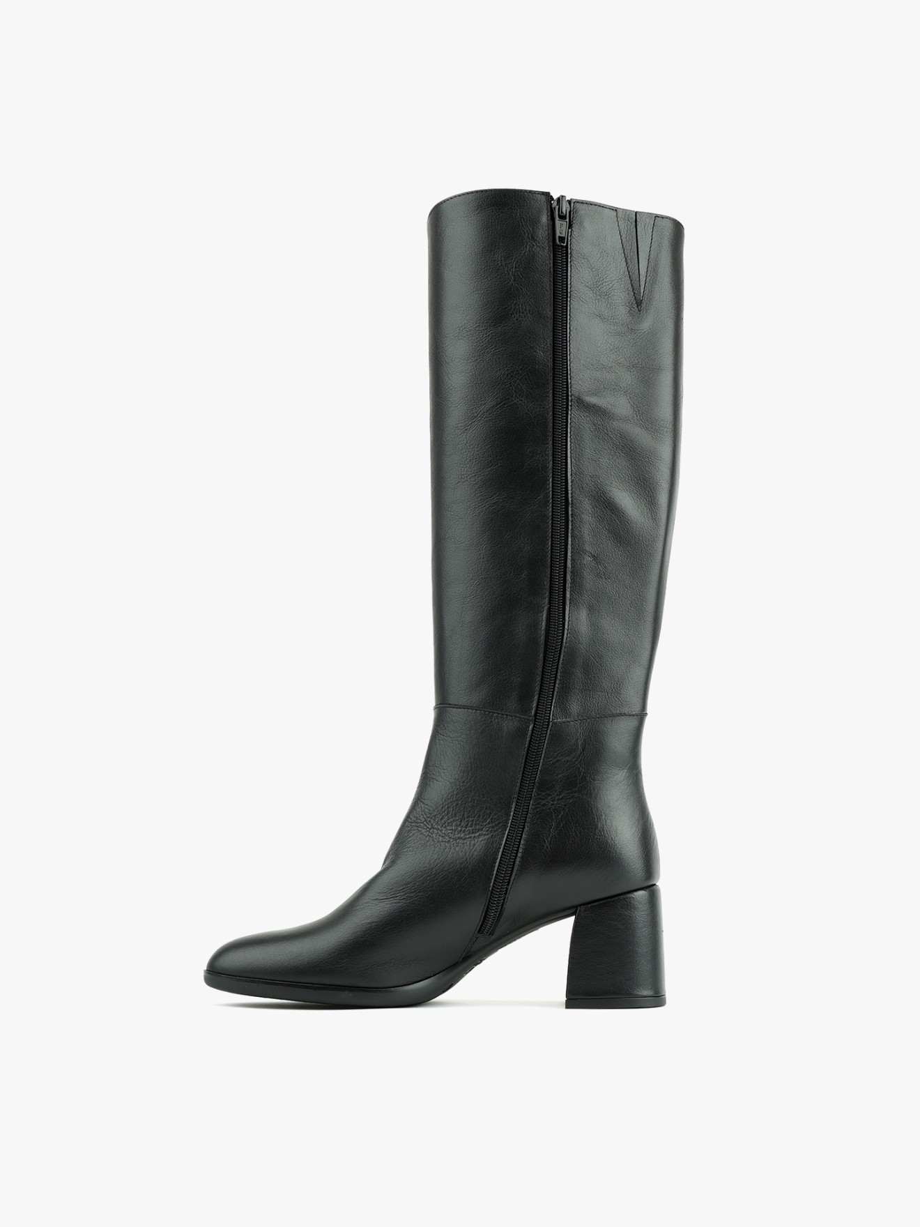 Botas de Cano Alto em Camurça