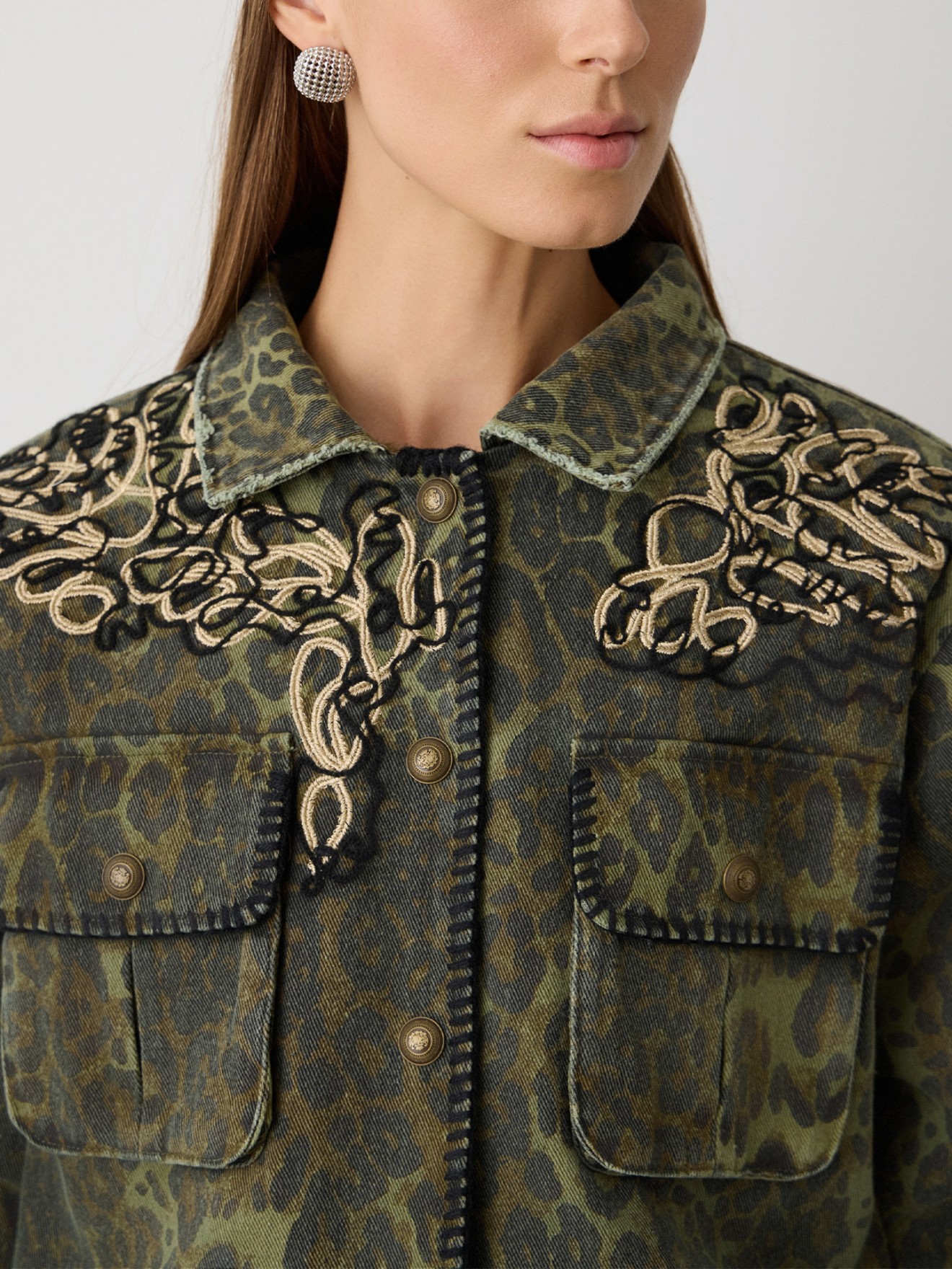 Casaco de Ganga com Estampado de Leopardo