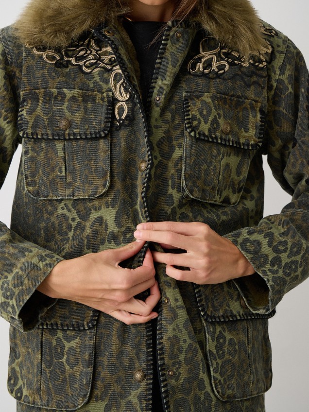 Casaco de Ganga com Estampado de Leopardo