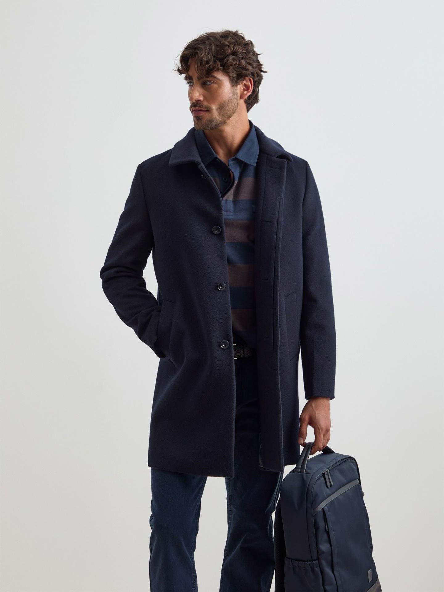 Sobretudo Comprido em Fazenda de Lã