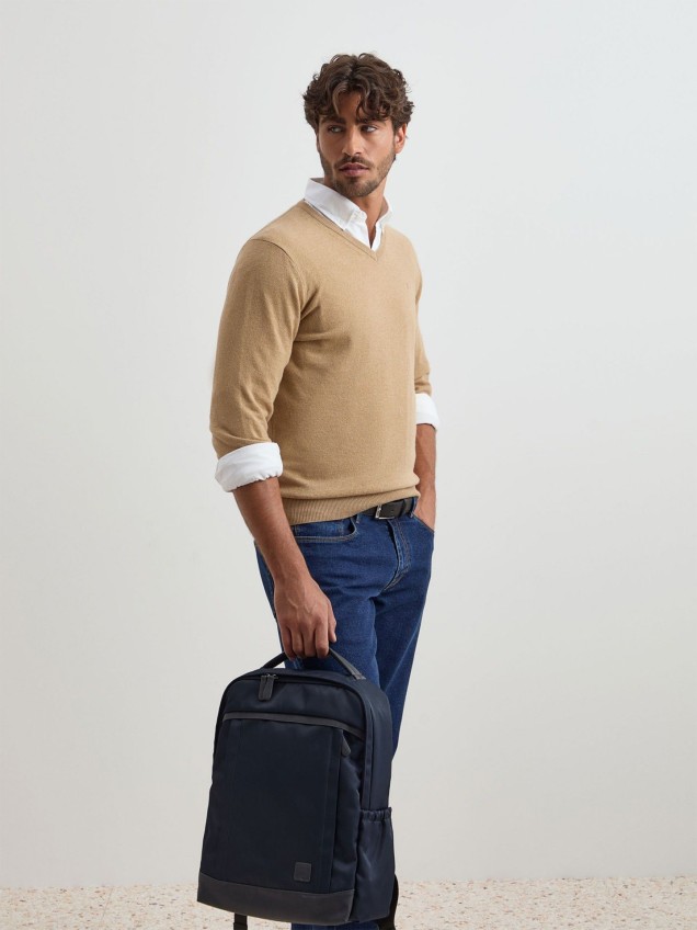 Pulôver em Lã com Decote em V