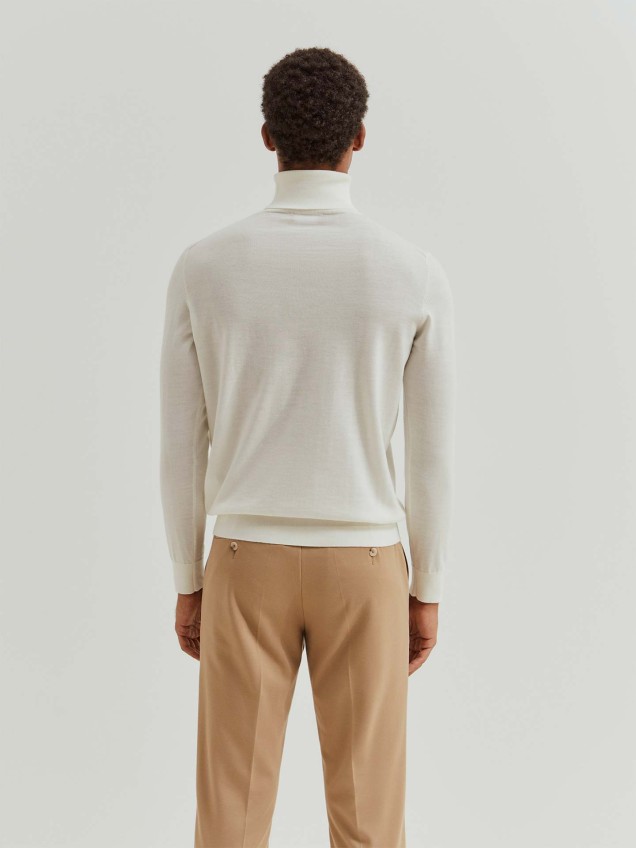 Camisola de Gola Alta