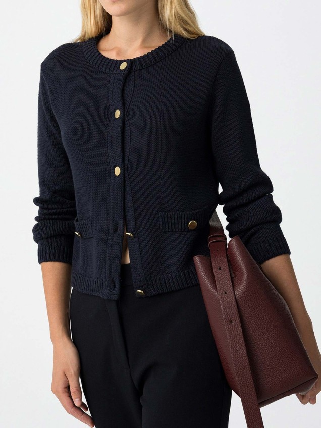 Cardigan de Malha Requiem