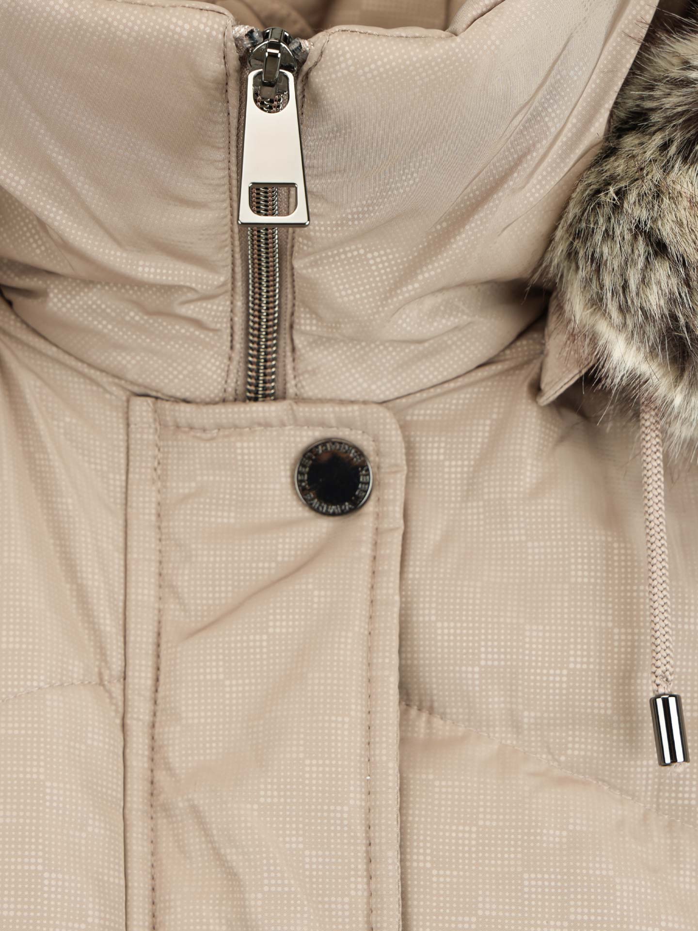 Parka Acolchoada com Capuz