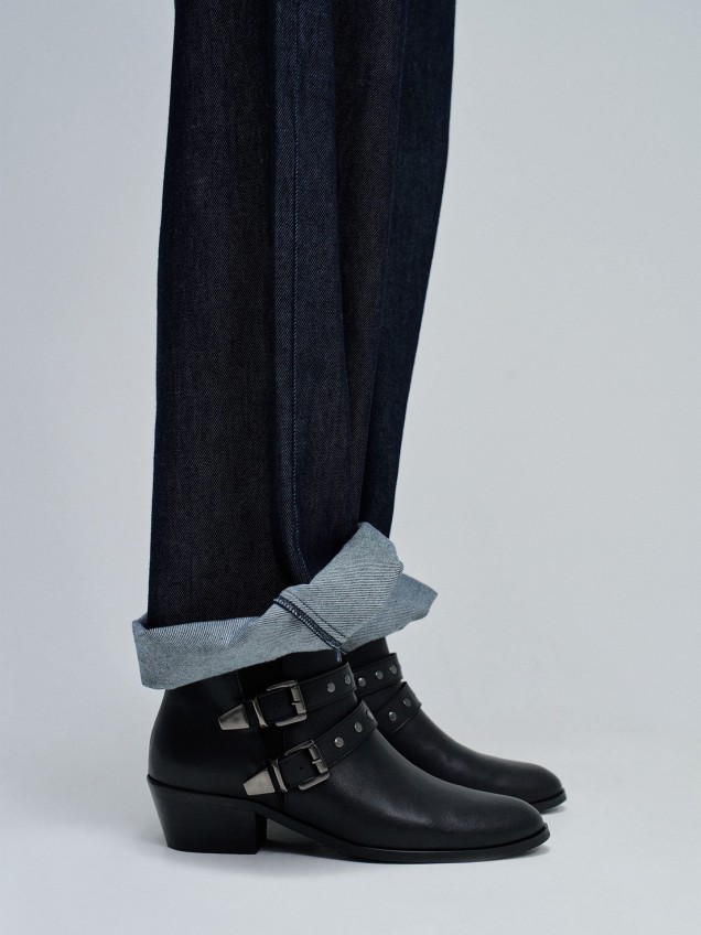 Botins de Pele