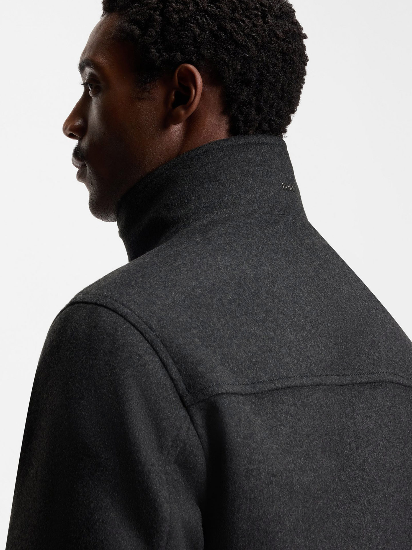 Sobretudo Curto em Lã