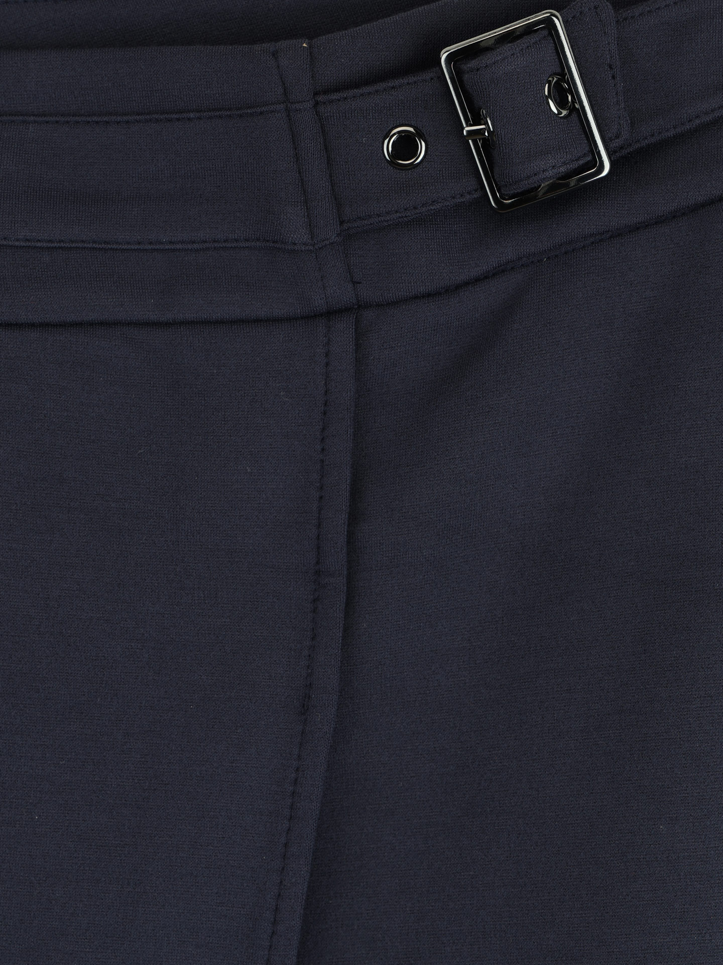 Saia Cruzada com Detalhe de Fivela