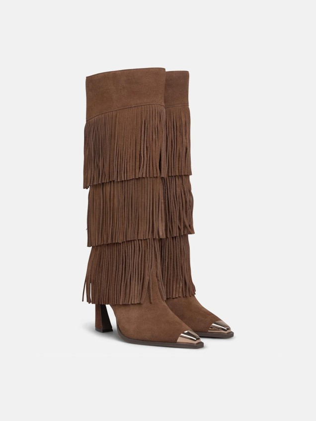 Bota de Cano Médio com Franjas