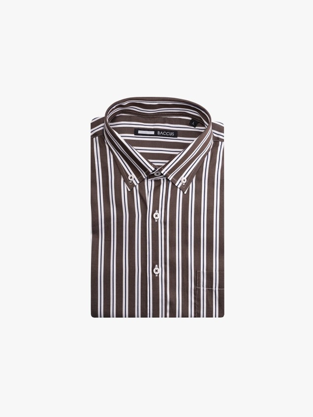 Camisa com Padro de Riscas