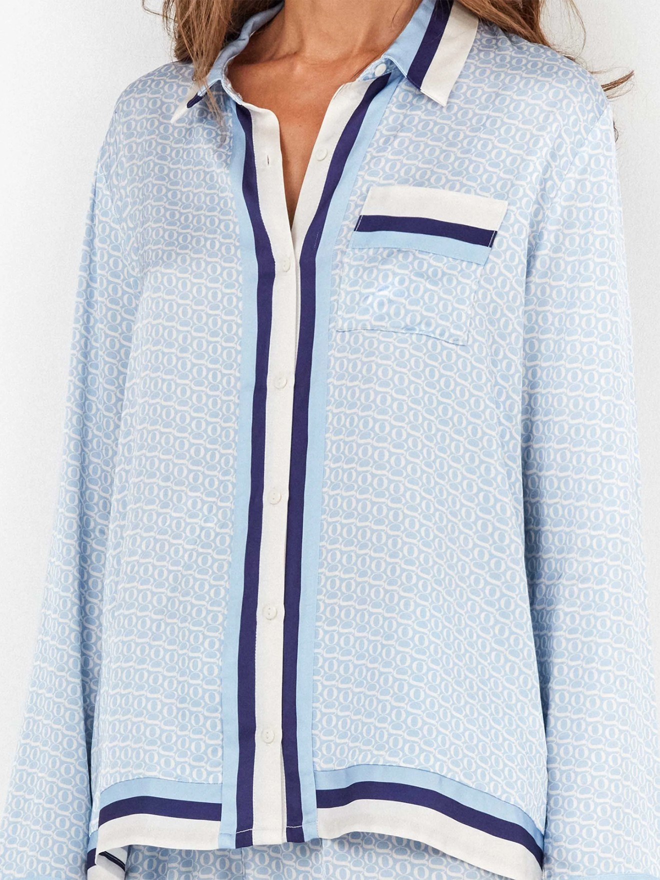 Pijama de Camisa em Cetim com Estampado