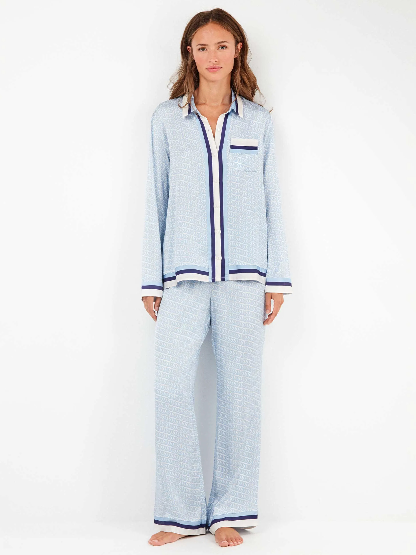 Pijama de Camisa em Cetim com Estampado