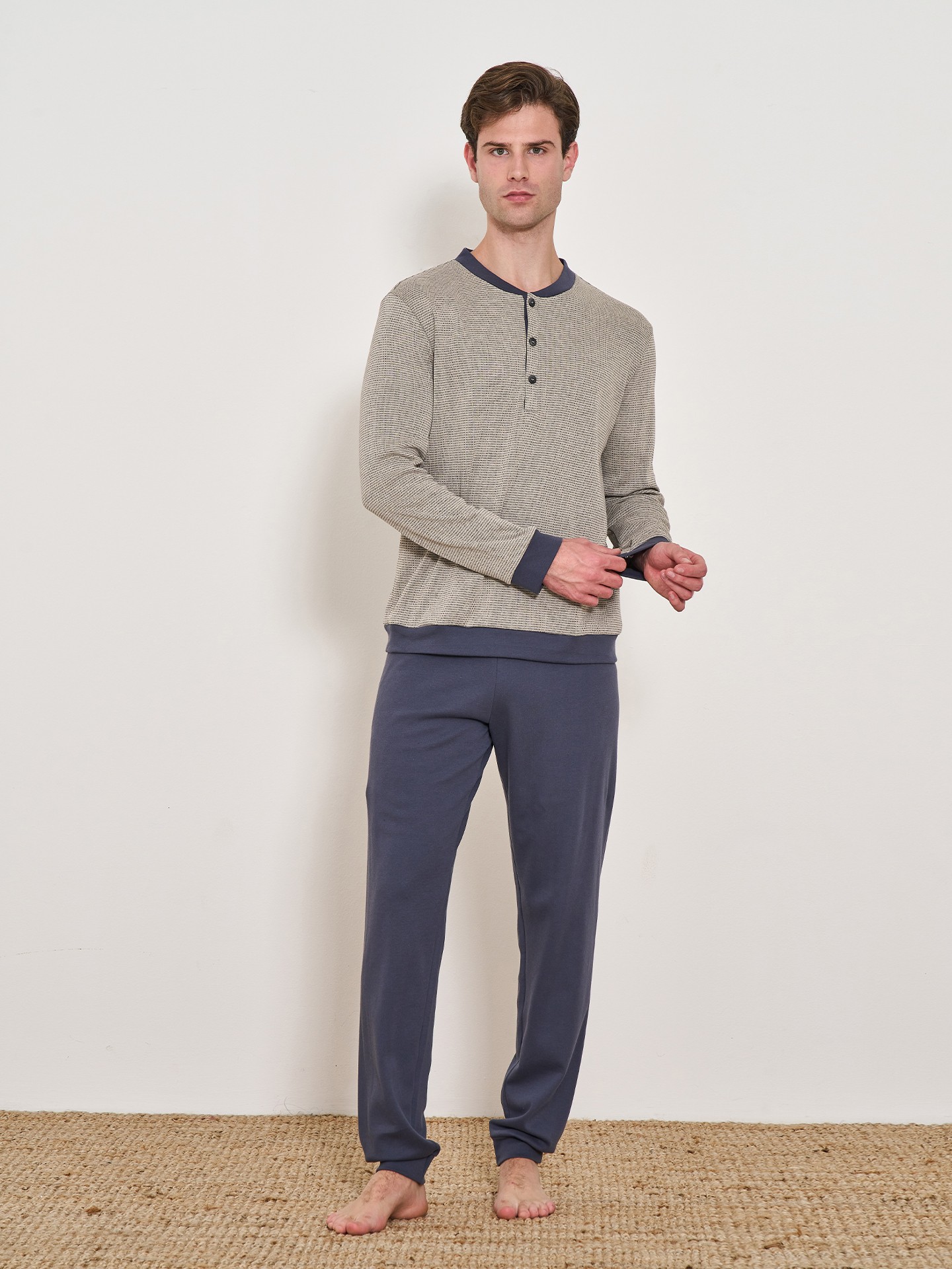 Pijama de Manga Comprida e Calças