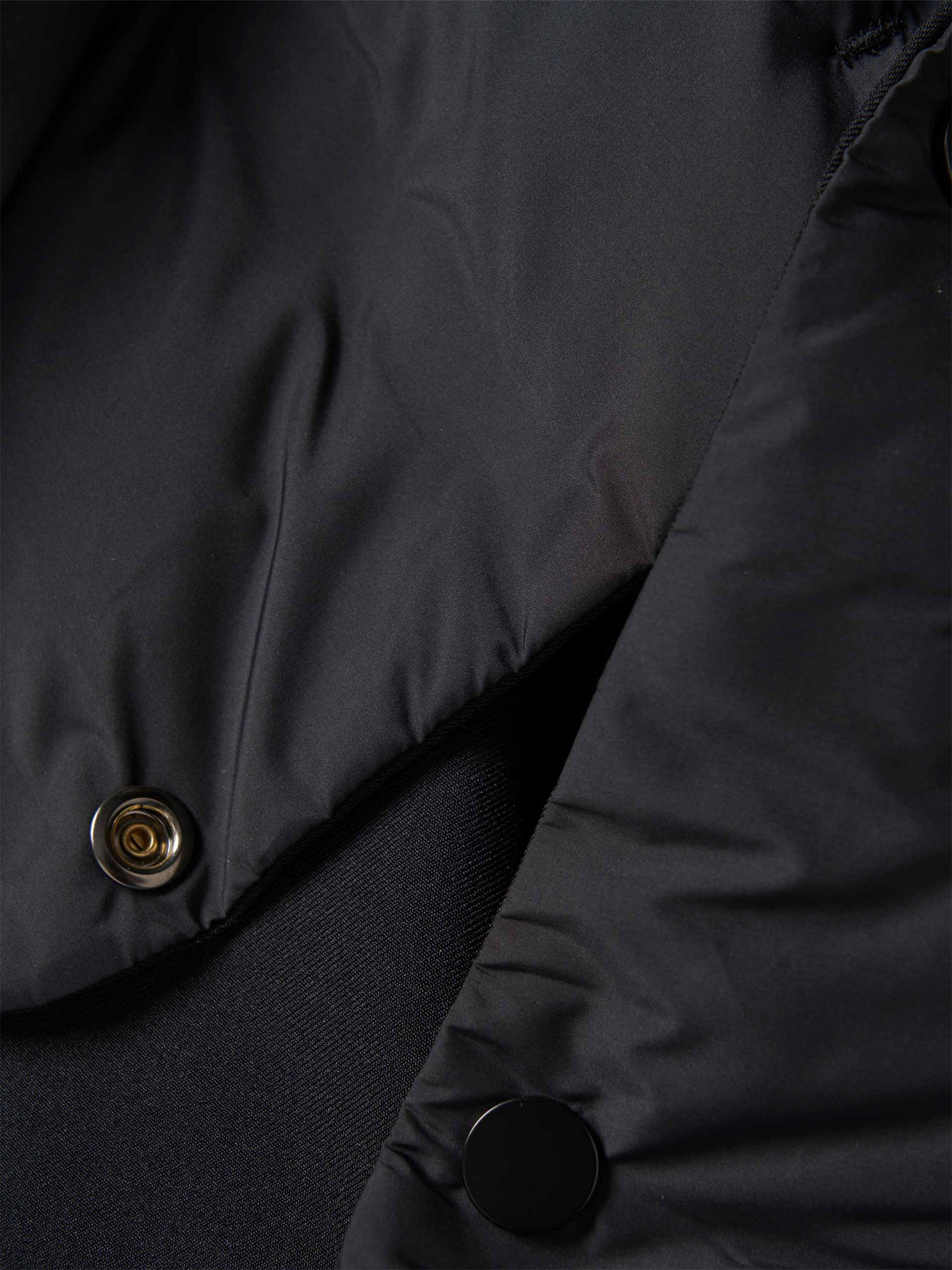 Blusão Comprido Reversível com Capuz