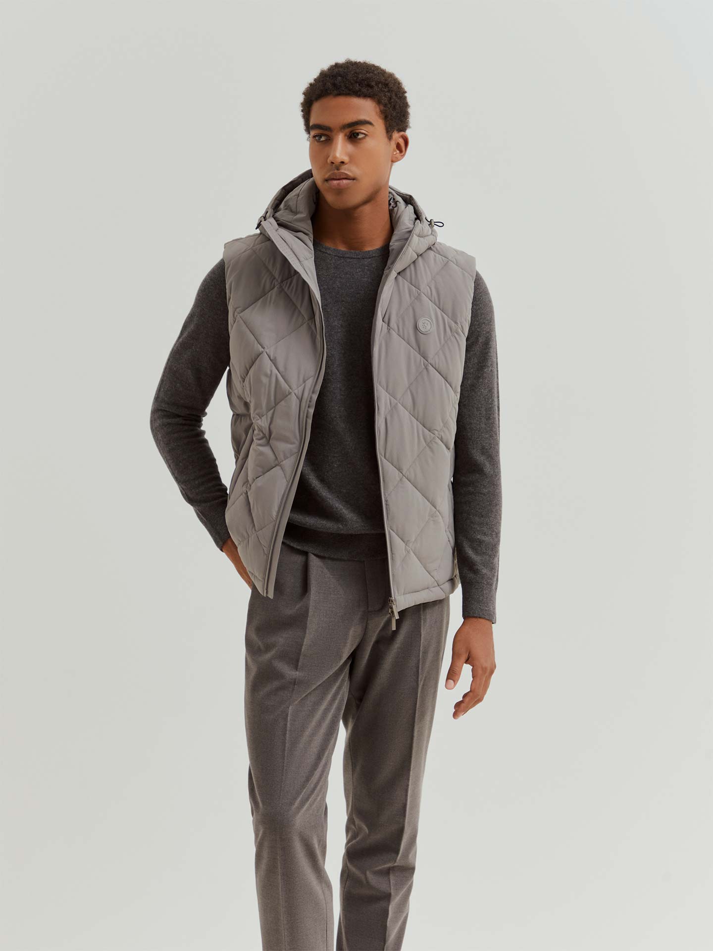 Colete Acolchoado com Capuz