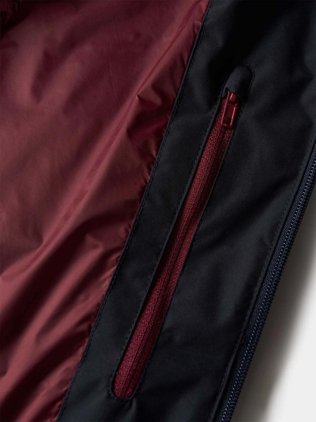 Colete Acolchoado com Capuz