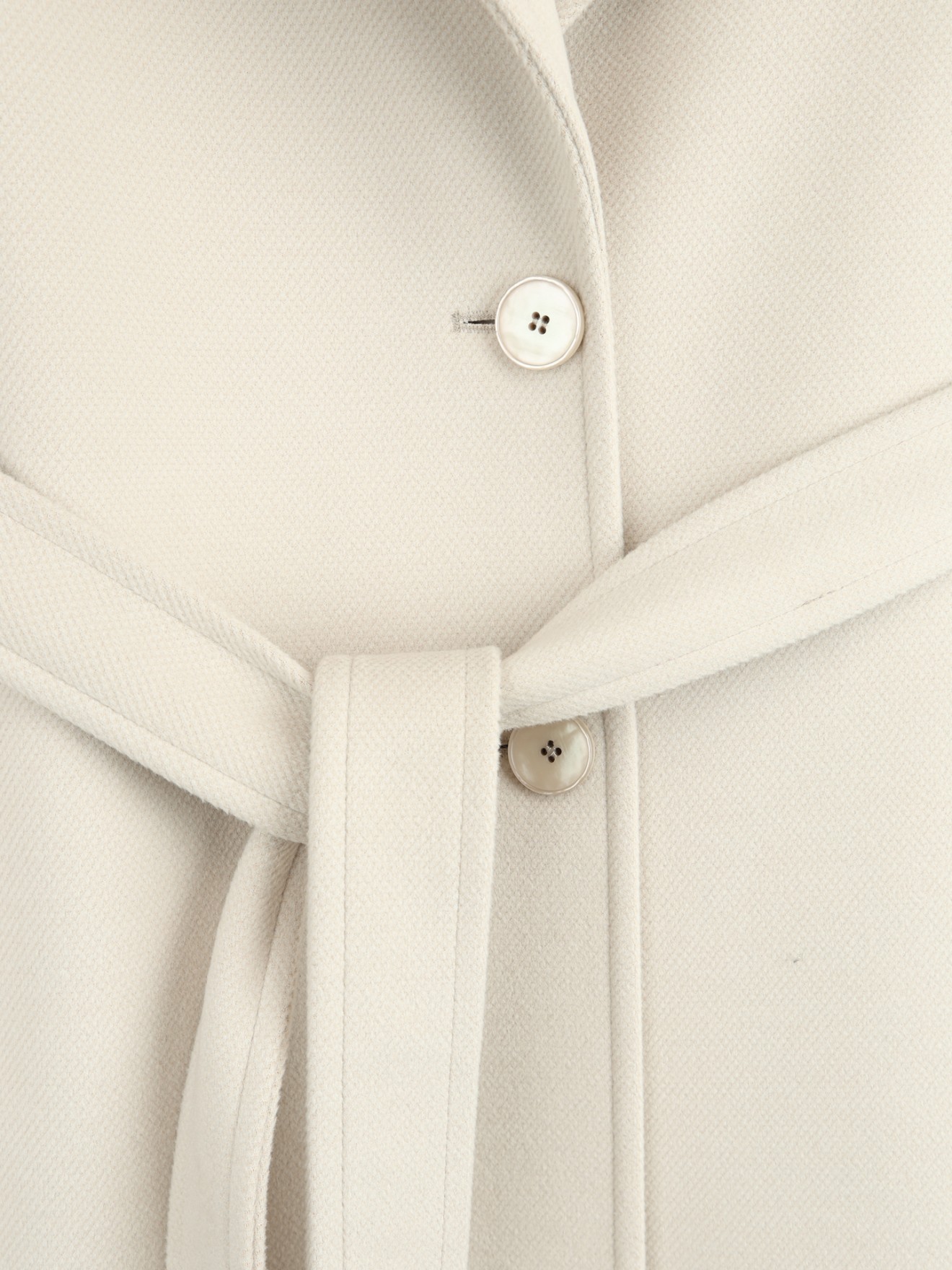 Sobretudo com Gola de Lapela