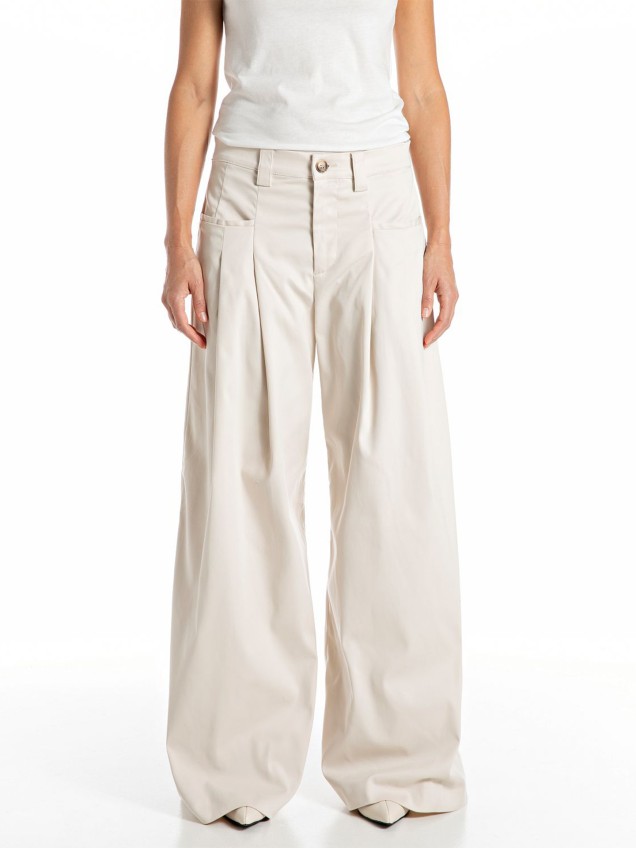 Calas Wide Leg com Pinas