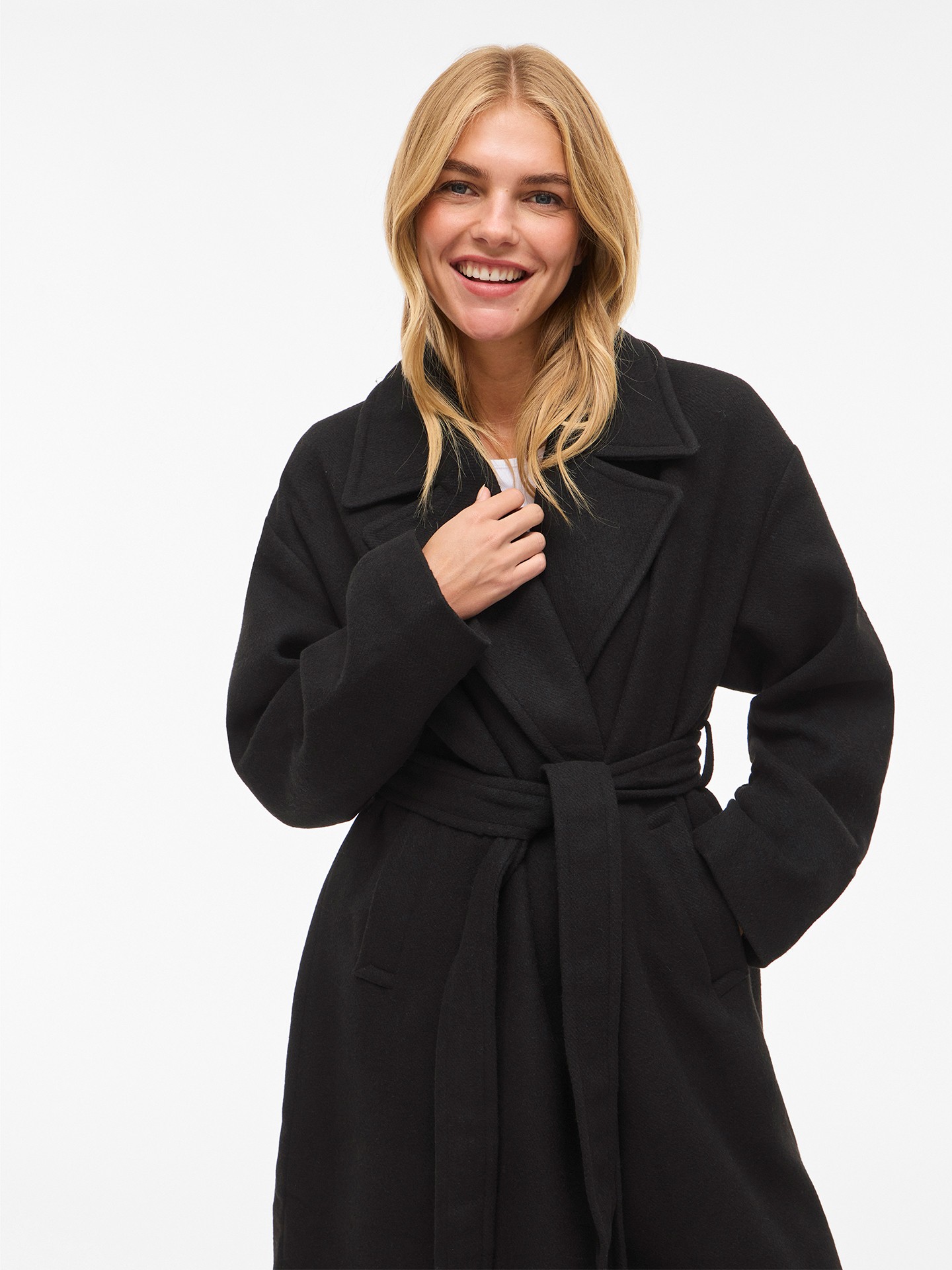 Sobretudo Comprido com Gola de Lapela