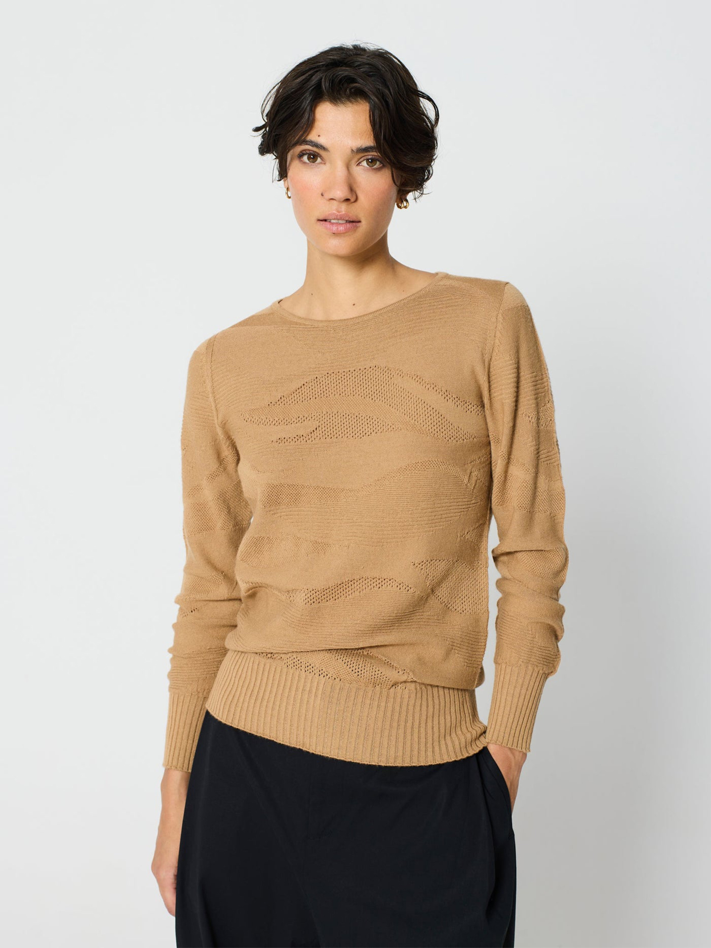 Camisola de Malha com Padrão Texturizado e Vazado
