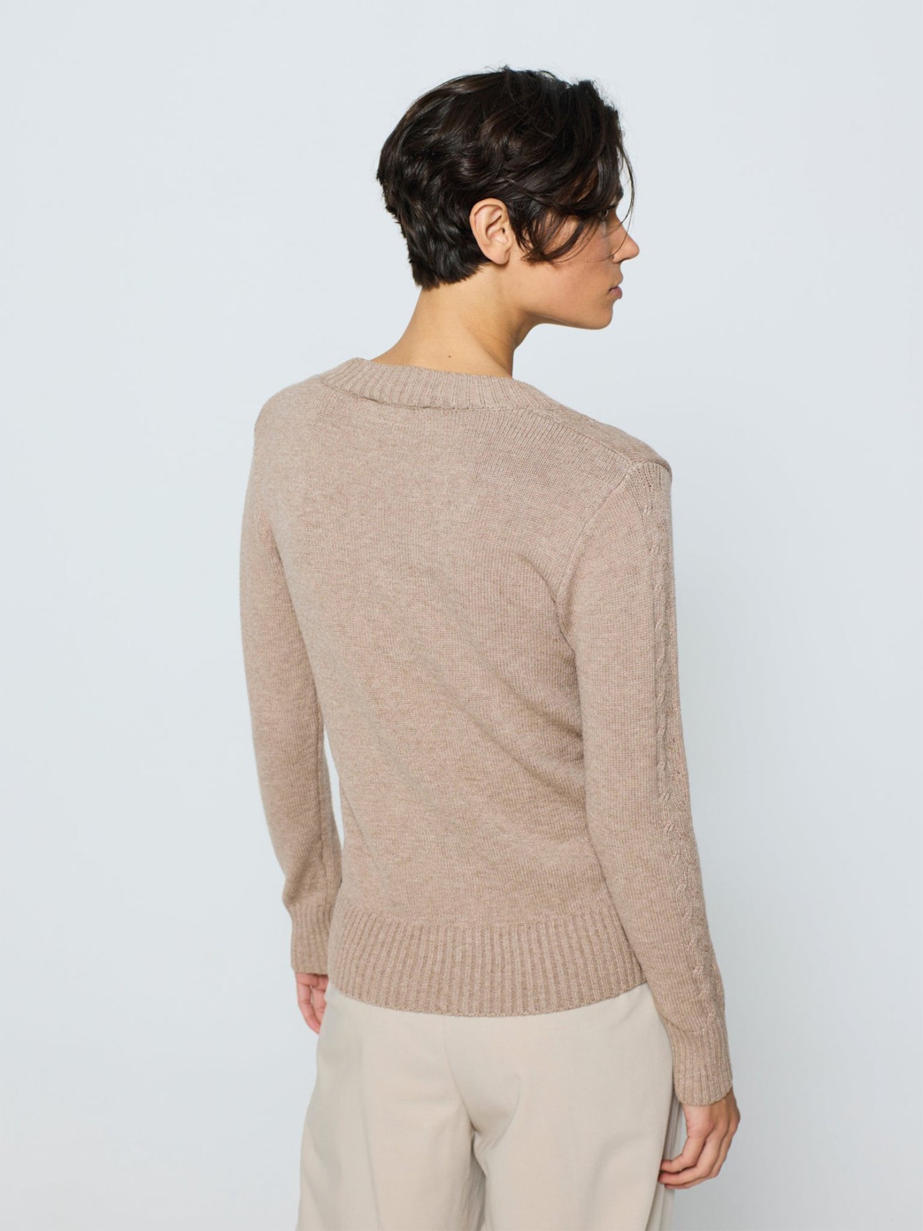 Camisola de Malha com Detalhe Tran�ado