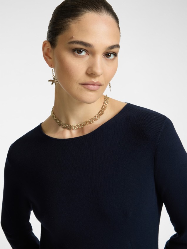 Vestido de Malha com Gola Removível