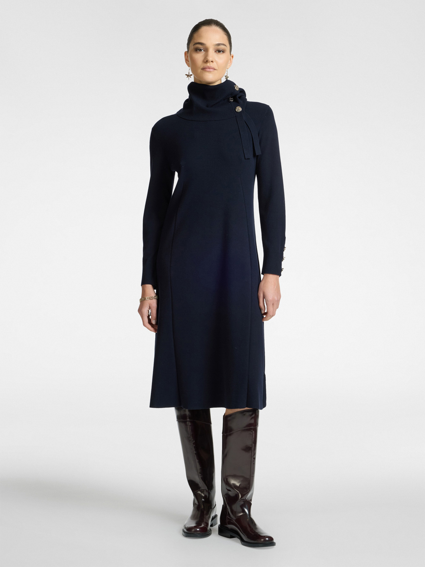 Vestido de Malha com Gola Removível