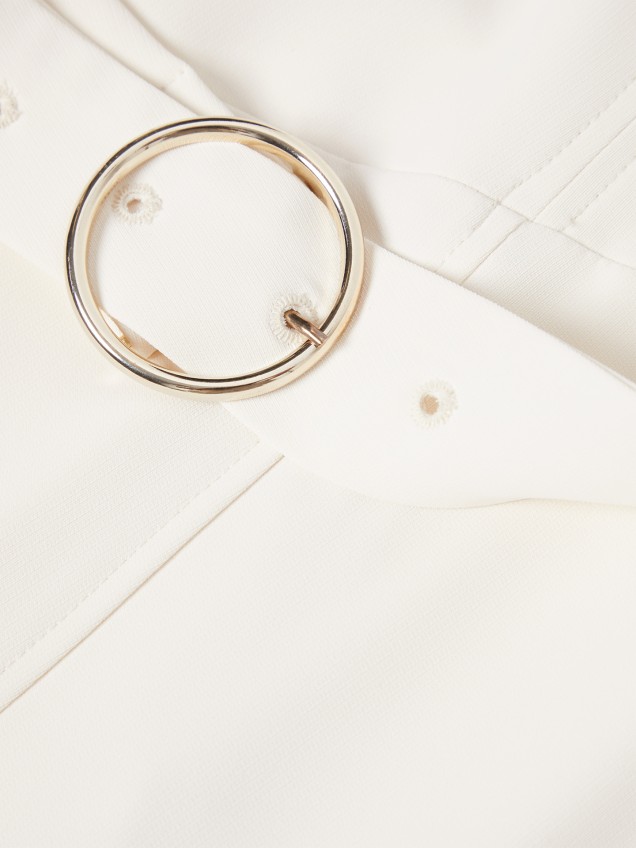 Vestido de Malha com Cinto e Recorte Assimétrico